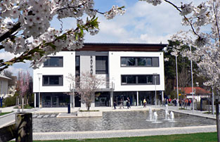 Gemeindezentrum Rednitzhembach Gemeindezentrum Rednitzhembach